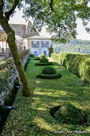 Les Jardins De Marqueyssac A Vezac En Dordogne Avec Images Dordogne Jardins La Roque Gageac
