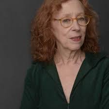 Tess Bryant's Instagram, Twitter & Facebook