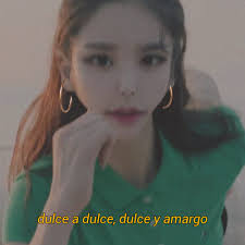 Omaigosh no podemos con la capacidad de LOONA de obligar a sus 329  escritores a escribir canciones tan enigmáticas 🤧🤧😭😭✌️✌️😍😍