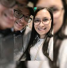 Como en los viejos tiempos, cuando ibas saliendo de la escuela o cole, y no  faltaban esas rolitas. Ahora las perrearemos hasta el suelo en  #Sandungueo.😎🐩 Viernes 20 de marzo