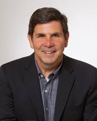 For decades, Alex McFarland and Bert Harper have faithfully guided  listeners through Scripture as cohosts of Exploring the Word. Now, in "100  Bible Questions and Answers