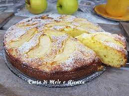 È un dolce tipico che si fa in casa, ed è la ricetta della nonna per eccellenza. Torta Di Mele E Ricotta Ricetta Veloce E Soffice
