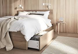 En ikea puedes elegir cabeceros de cama con huecos para libros, despertador u otra cosa que quieras guardar y a los que se accede desde los foto © ikea. Los Nuevos Cabeceros De Ikea Te Van A Encantar
