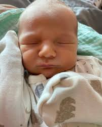 Danielle Conte 🌙 (@d.art.worx) • Instagram photos and videos