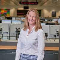 Das unternehmen mit sitz in frankfurt am main ist als universalbank tätig und unterhält bedeutende niederlassungen in london, new york city, singapur. Jo Marshall Director Foreign Exchange Deutsche Bank Linkedin