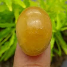 Pria yang juga penghobi batu akik ini menemukan mani gajah melalui cara gaib yakni lewat mimpi. Mustika Batu Mani Gajah Kuning