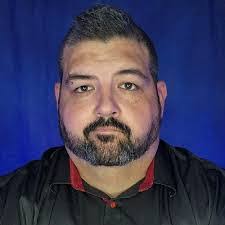 Nathan Veale's Instagram, Twitter & Facebook