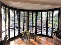 pin op shutters erker