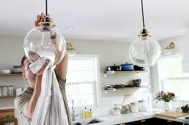 Our 3 Minute Method For Keeping Our Glass Globe Lights Clean Free Mrs Meyer S For Everyone Chris Loves Julia