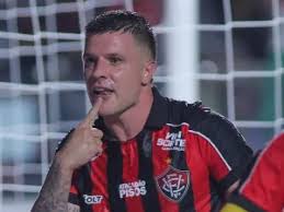 Jogo do Vitória hoje pelo Brasileirão: que horas começa e onde assistir