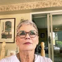 Michelle Leinbach's Instagram, Twitter & Facebook