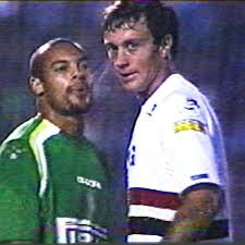 Palmeiras 2 x 1 são paulo brasileirão 2005 12/11/2005 estádio: Relembre O Sao Paulo Campeao Mundial E Da Libertadores Ha 15 Anos