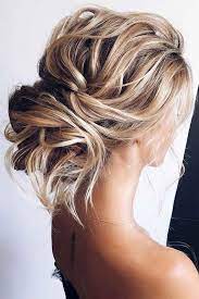 Chignons De Mariage Boucles Chignon Bas Sur Cheveux Blonde Moyenne Lena Bogucharskaya Via I Bas Blonde Chignon Mariage Chignon Bas Mariage Chignon Bas