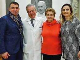 Quando parla locatelli ti dimentichi la domanda, la risposta, chi sei, da dove vieni, quando, perché. Il Professor Franco Locatelli La Bambina Guarita Dal Tumore E La Donazione Per La Ricerca Corriere It