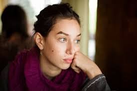 Sara Canon's Instagram, Twitter & Facebook