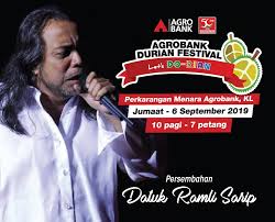 Ketikkan nama penyanyi dan judul lagu, berikan tanda kutip di judul lagu, misal: Agrobank On Twitter Anda Nak Datuk Ramli Sarip Nyanyi Lagu Apa Ramli Sarip Akan Membuat Persembahan Di Agrobank Durian Festival Jangan Lupa Hafal Lirik Dia Siap Siap Kita Nyanyi Ramai Ramai Wuhuuu