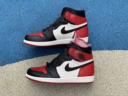 Jordan 1 Retro High Bred Toe Red Black White Air Jordan 1 Retro High Og Bred Toe Black Red White 555088 610 Pics Www Anpkick Com Air Jordans Jordan 1 Jordan 1 Retro High