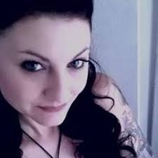 Elle Jacques (@ell_jacques)