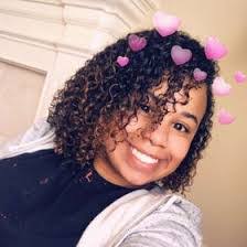 Julia Easley's Instagram, Twitter & Facebook