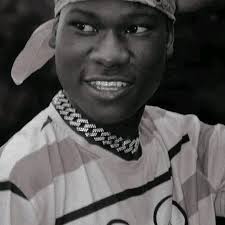 DOGO PATEN: WACHA TU WANIITE FARA MIKISA