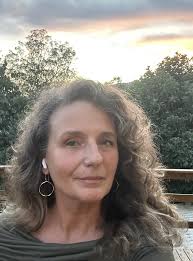 This bear has class!