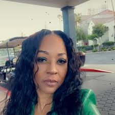 Veronica Randolph-Wilson (@swanknclutch) • Instagram photos and videos