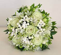 Che si tratti di feste, cerimonie o manifestazioni, un event planner studia degli addobbi ad hoc per ideare ambientazioni. Pin Di All Occasion Silk Creations Su Wedding Ideas Bouquet Matrimonio Bouquet Bouquet Floreali