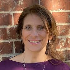 Jennifer Pierotti's Instagram, Twitter & Facebook