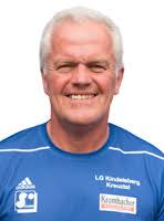 Verdienter, sportlicher Ruhestand für Helmut Menn « News « LG Kindelsberg  Kreuztal