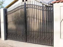 S C Vidas Met S R L Modele Porti Si Garduri Din Fier Forjat Model 36pg24 Grill Gate Design Gate Design Patio Gates