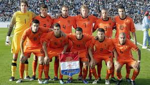 This is 08.nationale nederlanden.ek2008.rj.jk by jelier & schaaf on vimeo, the home for high quality videos and the people who love them. Oranje Groepshoofd Op Ek 2012 Nederlands Voetbal Pzc Nl