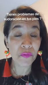 Sabias que? El nombre Huarache se deriva del término del idioma  purépecha(tarasco) kwarachi y se traduce directamente al inglés como  sandalia. El dia de hoy estamos agradeciendo infinitamente a nuestras  queridas tejedoras