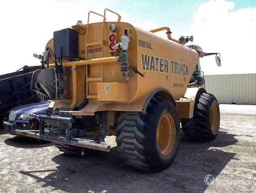 Hydrema 912HM Water Tanker Off-Highway Truck