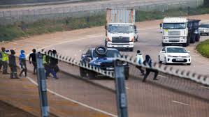 Brigadier jay naicker told the citizen police officers have been mobilised from across to province to all major routes to deal with the criminal elements responsible for recent incidents of lawlessness. Ng12etajpfyeym