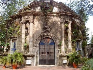 File:Paco Park - St. Pancratius Chapel 2.jpg - Wikimedia Commons