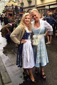 Stefan effenberg failed a breathalyser test when driving back home from munich's popular beer festival, oktoberfest. Oktoberfest 2017 Das Sind Die Stars Der Wiesn Gala De