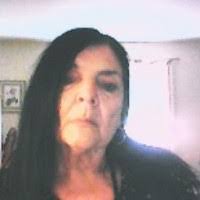 Elaine Delvecchio's Instagram, Twitter & Facebook