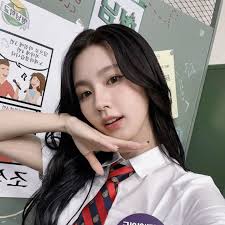 Her Bully || A High School Love Story