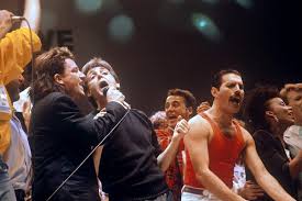 Queen live at wembley stadium, also referred to as queen live at wembley, queen at wembley, queen live at wembley '86, live at wembley and live at wembley '86, is a recording of a concert at the original wembley stadium, london. Uembli Eto Ne Tolko Futbol Zdes Proshel Vozmozhno Velichajshij Koncert Queen 14 Listopada 2018 Stadionni Novini Areni Ta Stadioni Svitu
