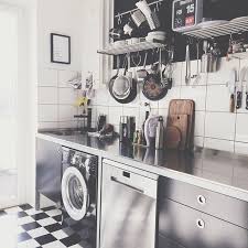 Pin Von Berzeviczi Erika Auf Konyha Kuche Edelstahl Urban Kuche Ikea Kuche