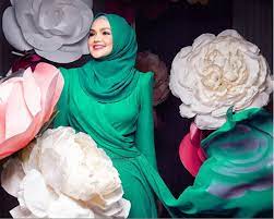 D#m a#m gugur ke bumi gersang tiada penghuni fm a# d#m tiada mentari awan kesuraman. Aku Sis Lin