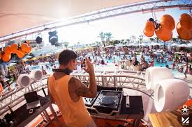 Dj Grant Collins At Ocean Beach Ibiza Ocean Beach Club Ibiza Ocean Beach Beach Club