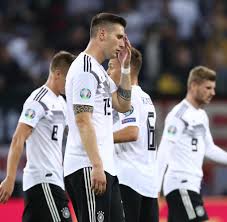 Deutsche botschafter des fußballs repräsentieren deutschland auf der ganzen welt. Fussball Deutschland Bekommt Von Holland Den Spiegel Vorgehalten Welt