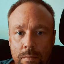 WTF he is such an embarrassment 🙄