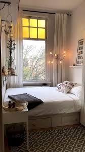 30 Charming Bedroom Ideas For Your Tiny Apartment That Looks Cool Small Apartment Bedrooms Tiny Bedroom Design Luxurious Bedrooms