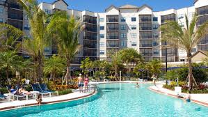 Als innovative und erfahrene immobilienmaklerin in florida biete ich ihnen die attraktivsten objekte in den besten lagen von wohnungen in naples, wohnungen. Wohnungen Zum Verkauf Im The Grove Resort Orlando Florida Disney Ar Terra Real Estate