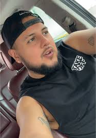 Eric Garcia Con Barba