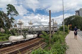 Kuala lumpur railway station is one of the historical building in the city of kuala lumpur which still attract historians and tourists to this place. Kuala Lumpur Railway Station Blindbild