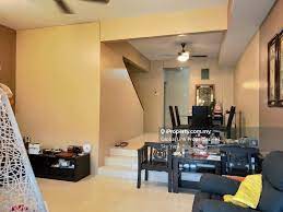 Mitkä ovat kohteen bandar sungai long suosituimmat nähtävyydet ja maamerkit, joiden lähellä yöpyä? Palm Walk Bandar Sungai Long Kajang Bandar Sungai Long Intermediate 2 Sty Terrace Link House 4 1 Bedrooms For Sale Iproperty Com My