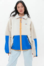 Nike Sportswear Sherpa Jacket Urban Outfitters In 2020 Nike Fleece Jacket Sherpa Jacket Nike Jackets Women